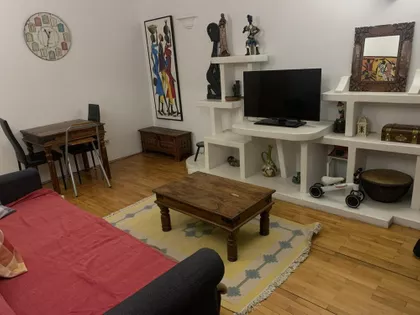 Ustanička | 4zida.rs