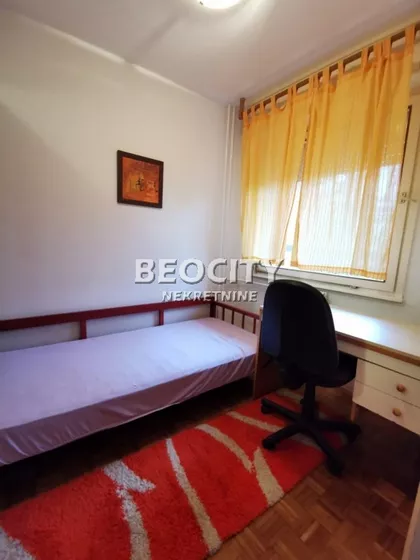 Ive Andrića | 4zida.rs