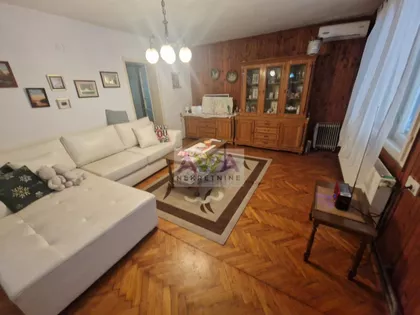 Gradske lokacije | 4zida.rs