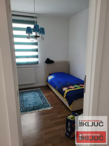 Lipov Gaj | 4zida.rs