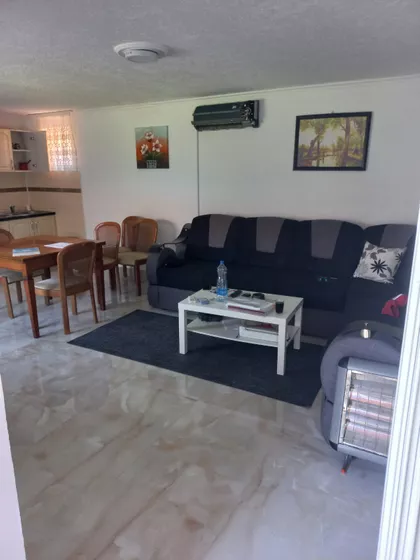 Ćava | 4zida.rs