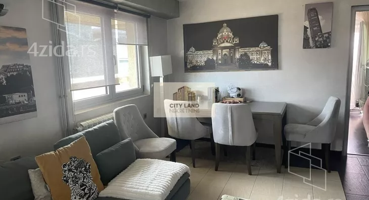 Petosoban stan | 4zida