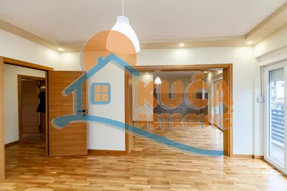 Kneza Mihaila Obrenovića | 4zida.rs