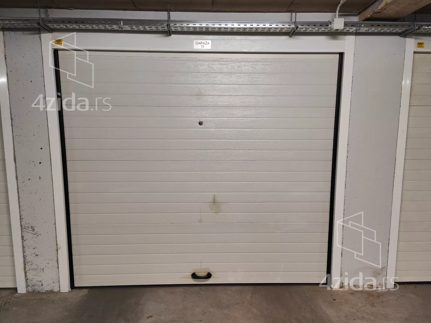Garaža | 4zida