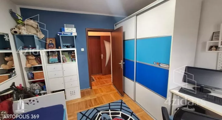 3-etažna kuća | 4zida