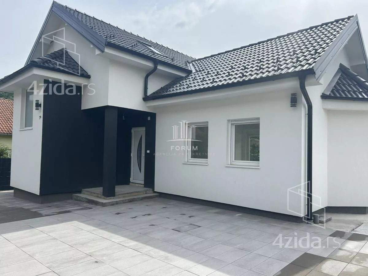 Kuća | 4zida