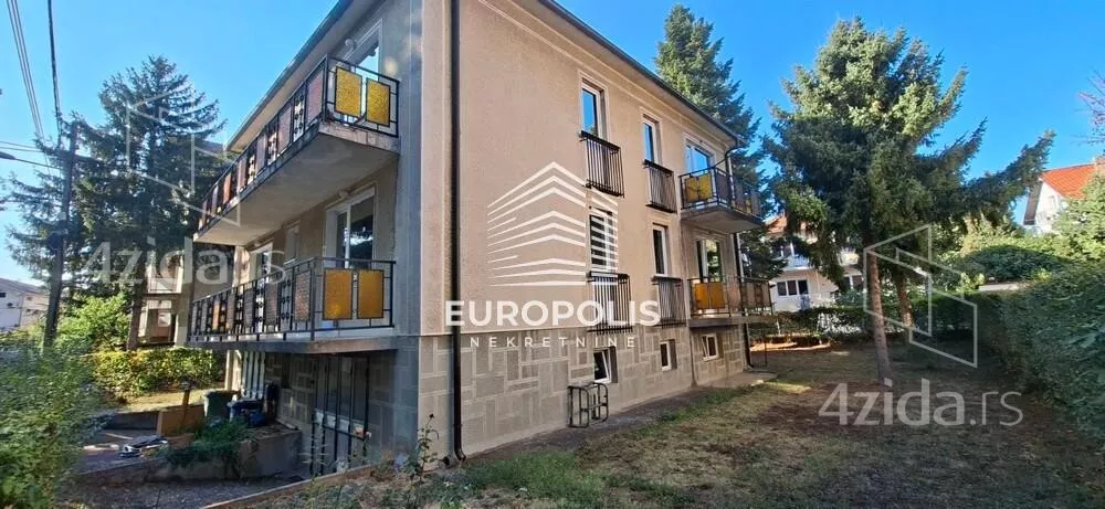 3-etažna kuća | 4zida