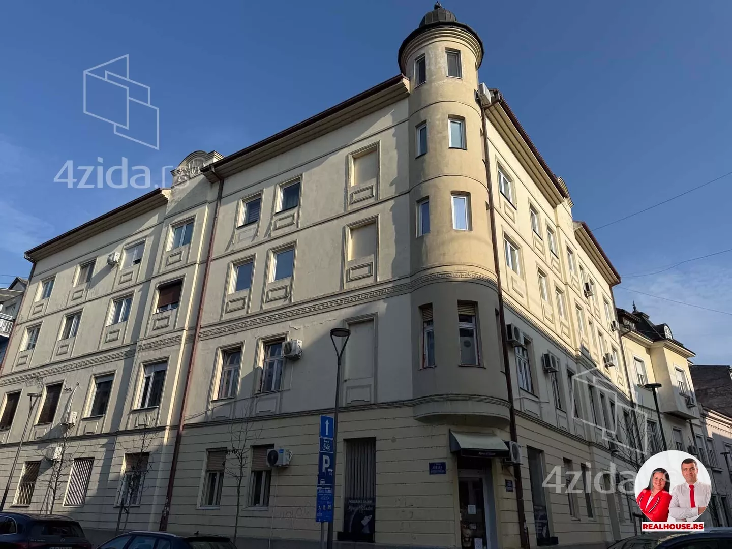 Jednoiposoban stan | 4zida