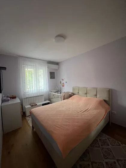 Novi Banovci | 4zida.rs