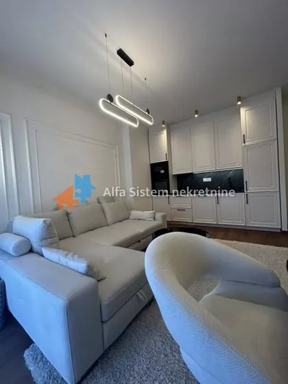 Skupština | 4zida.rs