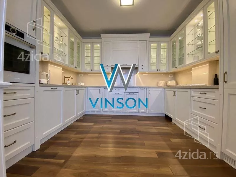 Šestosoban stan | 4zida