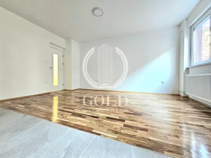 Adamovićevo Naselje | 4zida.rs