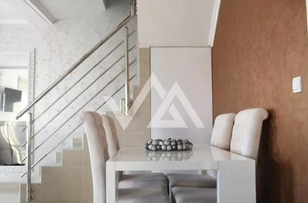 Šestosoban stan | 4zida