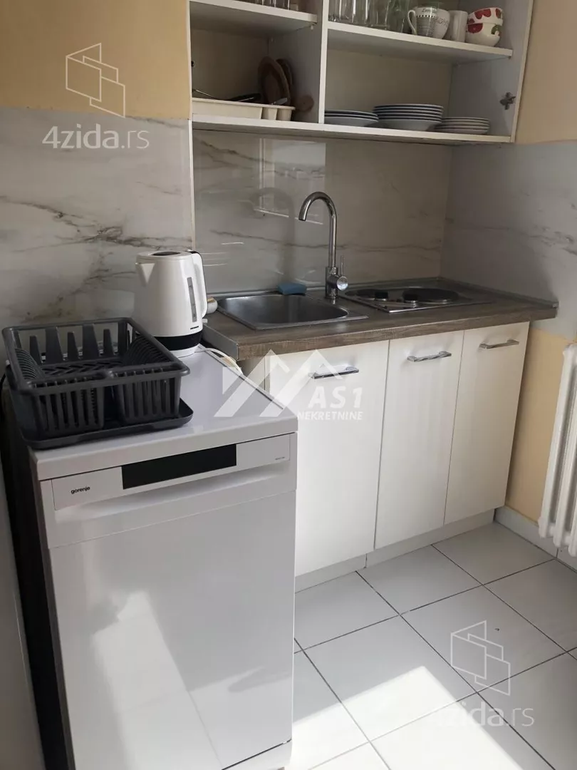 Garsonjera | 4zida