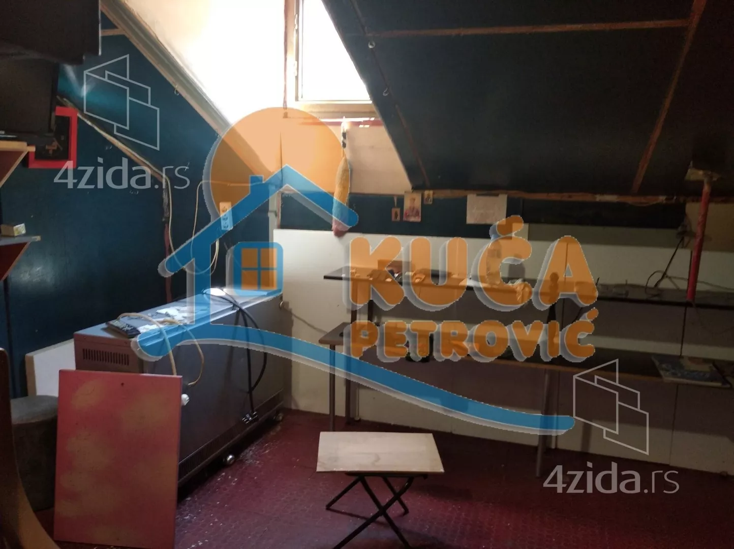 Lokal | 4zida