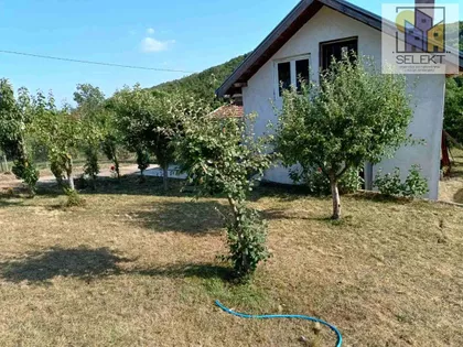 Donje Štiplje | 4zida.rs
