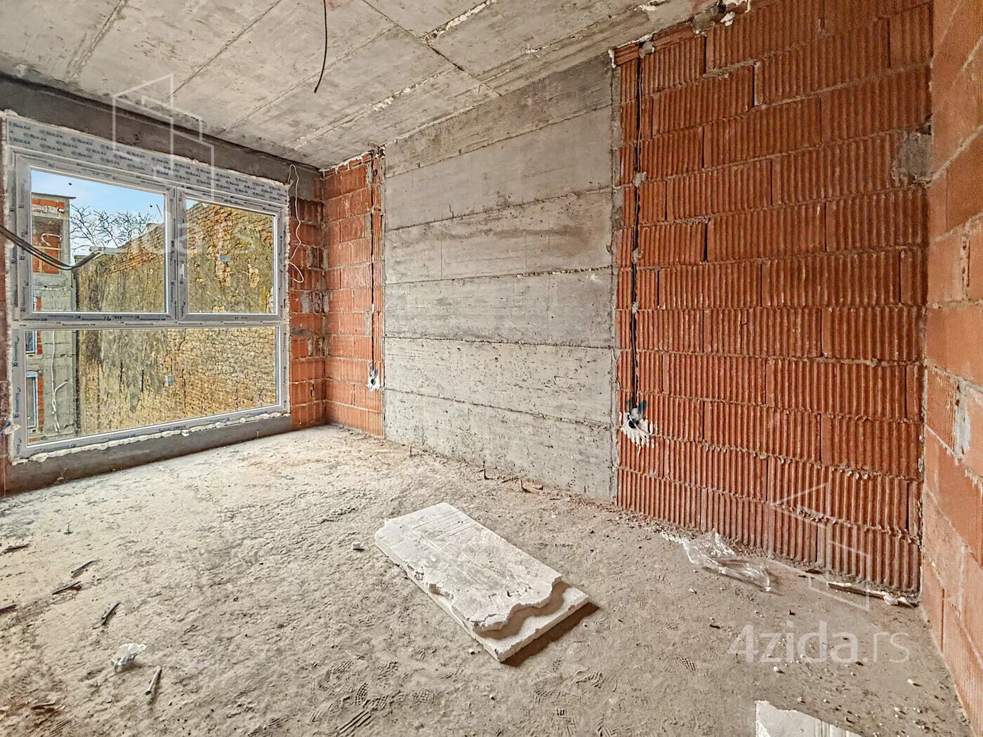 Četvorosoban stan | 4zida