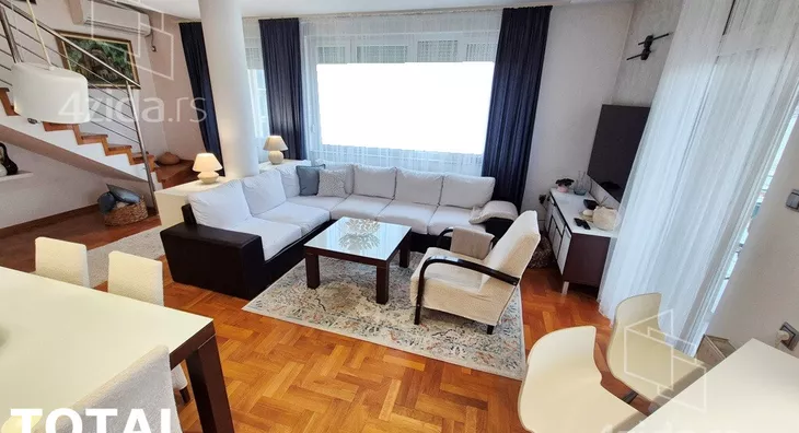 Šestosoban stan | 4zida