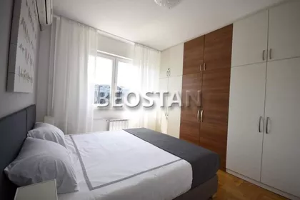 Antifasisticke Borbe | 4zida.rs