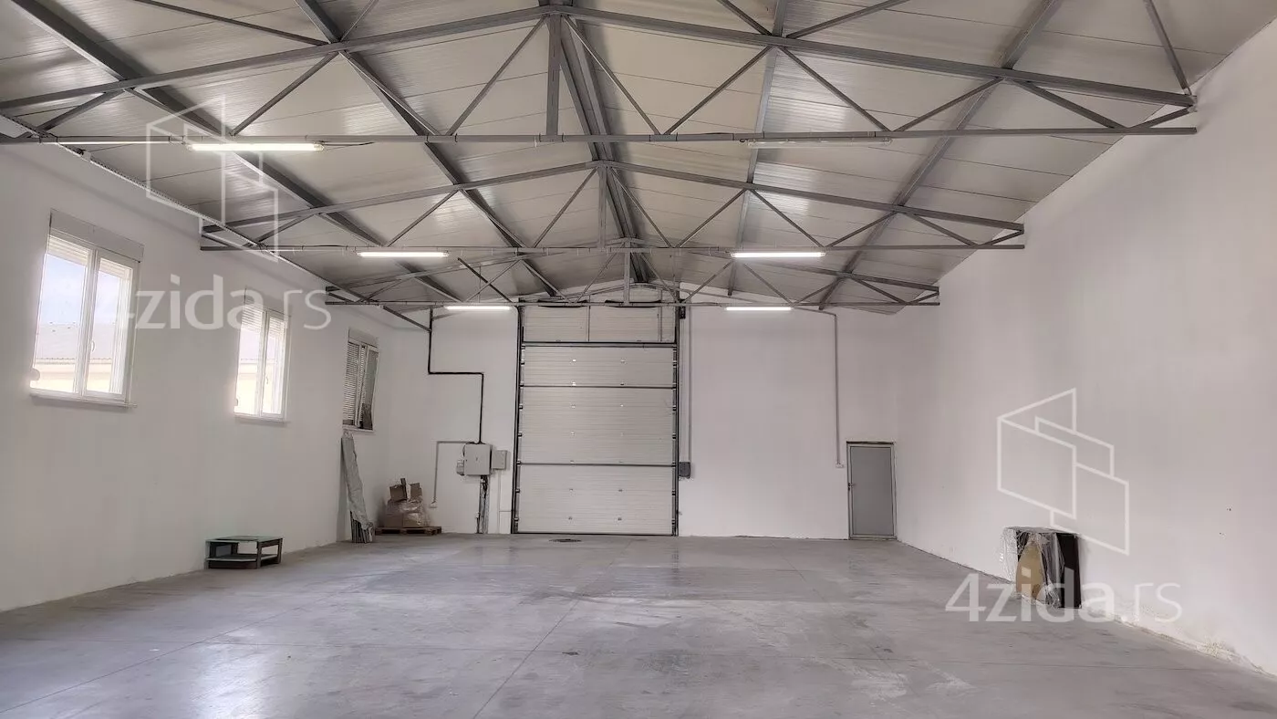 Poslovni prostor | 4zida