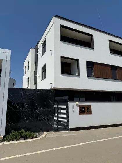 Vladete Jerotića 30 | 4zida.rs