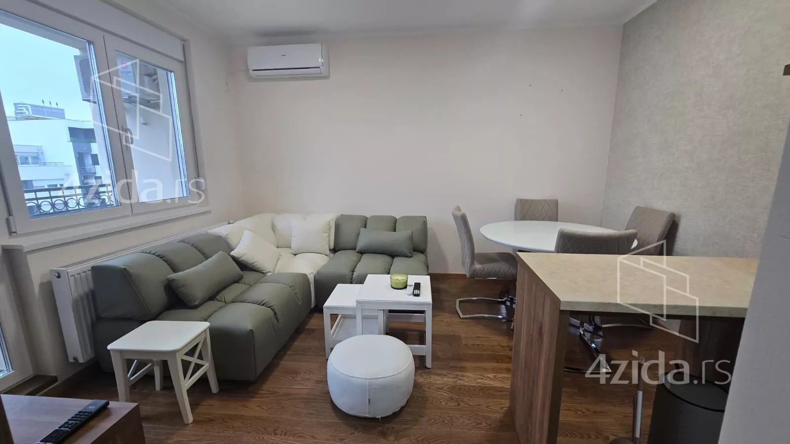 Dvoiposoban stan | 4zida