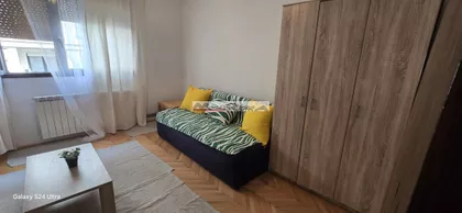 Crveni Krst Vračar | 4zida.rs