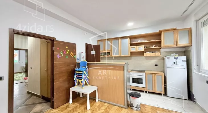 3-etažna kuća | 4zida