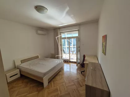 Lackovićeva | 4zida.rs