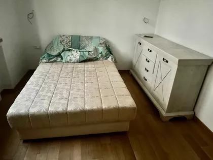 Sazonova | 4zida.rs
