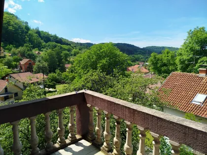 Okolne lokacije | 4zida.rs