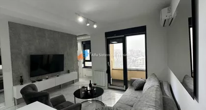 Crveni Krst Vračar | 4zida.rs