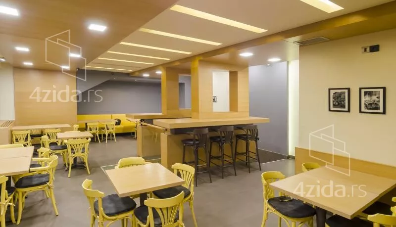 Poslovni prostor | 4zida