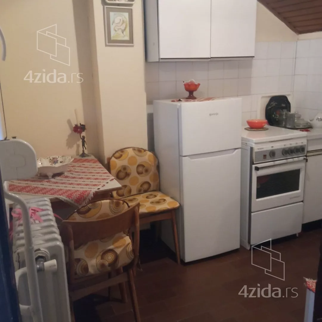 Garsonjera | 4zida
