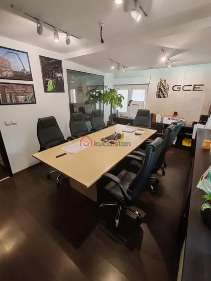 Gospodara Vučića | 4zida.rs