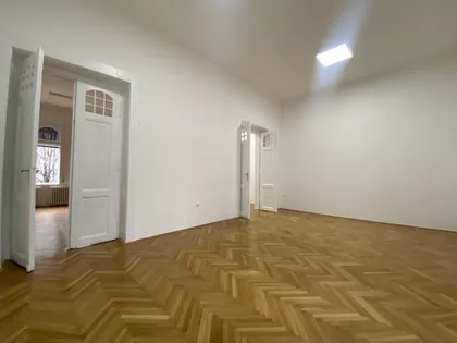 Trg Marije Trandafil | 4zida.rs