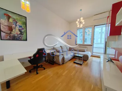 Bulevar oslobođenja | 4zida.rs