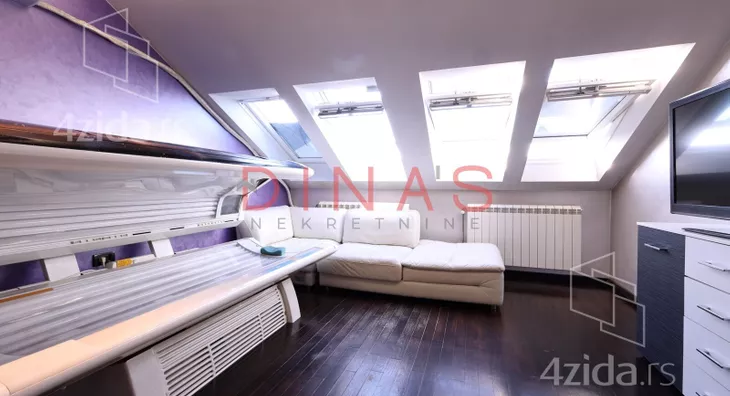 Šestosoban stan | 4zida