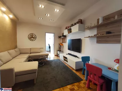 Prvomajska | 4zida.rs