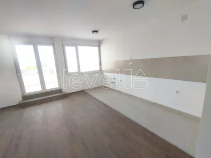 Južni Telep | 4zida.rs
