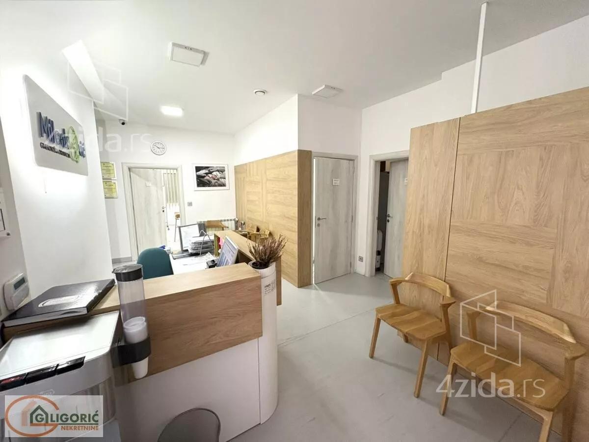 Lokal | 4zida