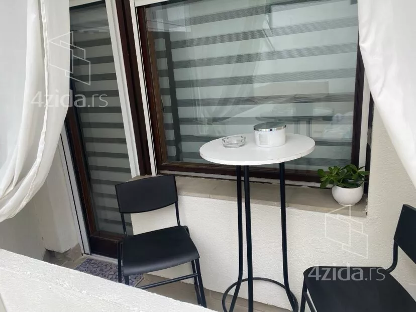 Garsonjera | 4zida