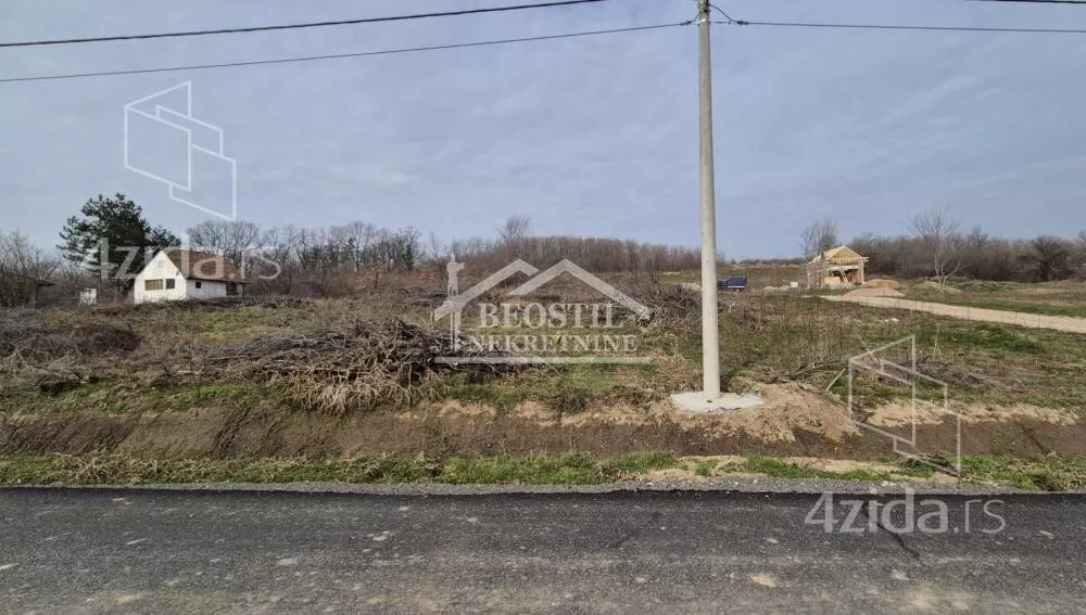 Građevinsko zemljište | 4zida