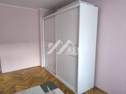 Dr Svetislava Kasapinovića | 4zida.rs