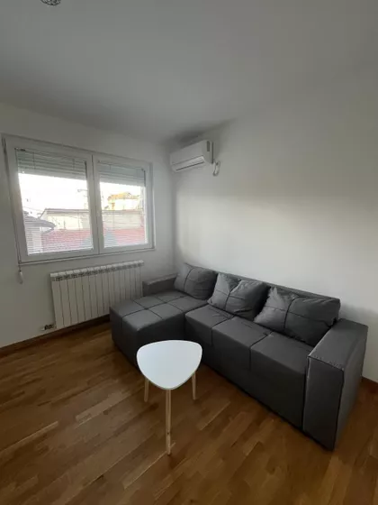 Kosare Cvetković | 4zida.rs