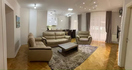 Zorana Petrovića | 4zida.rs