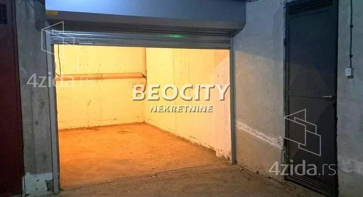 Garaža/Parking | 4zida