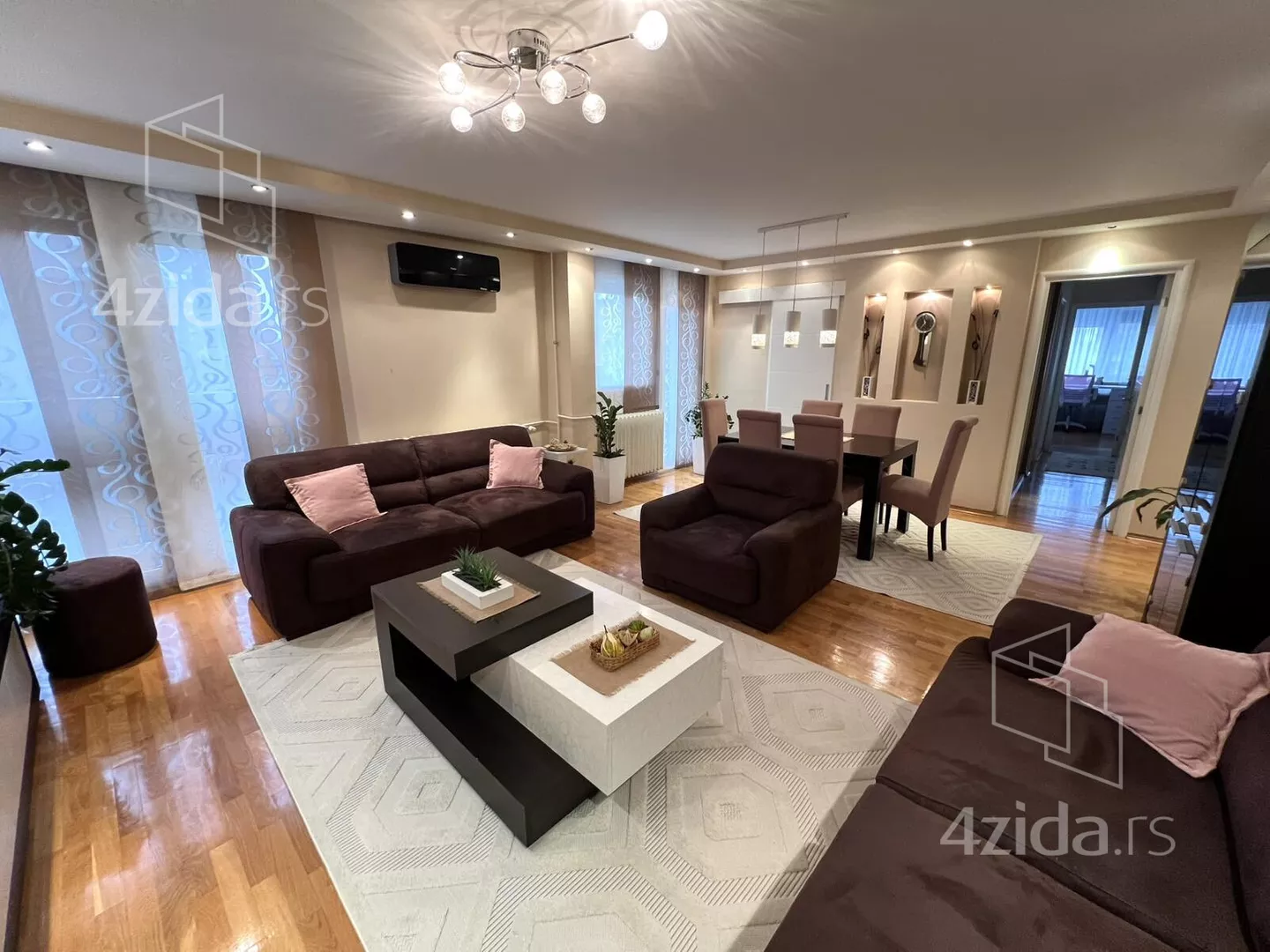 Trosoban stan | 4zida