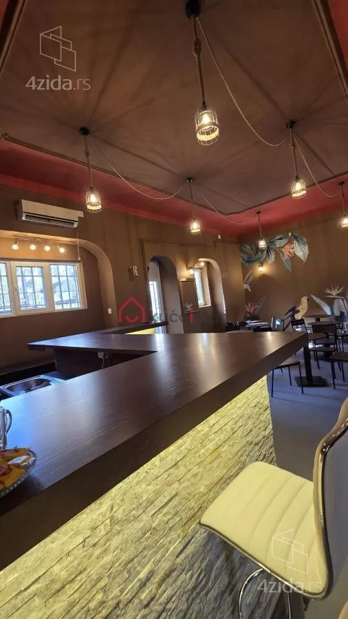 Ugostiteljski objekat | 4zida