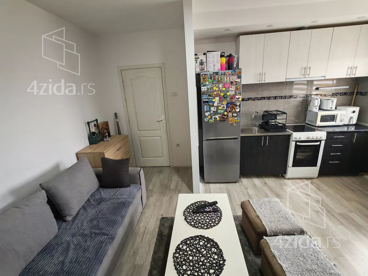 Jednoiposoban stan | 4zida